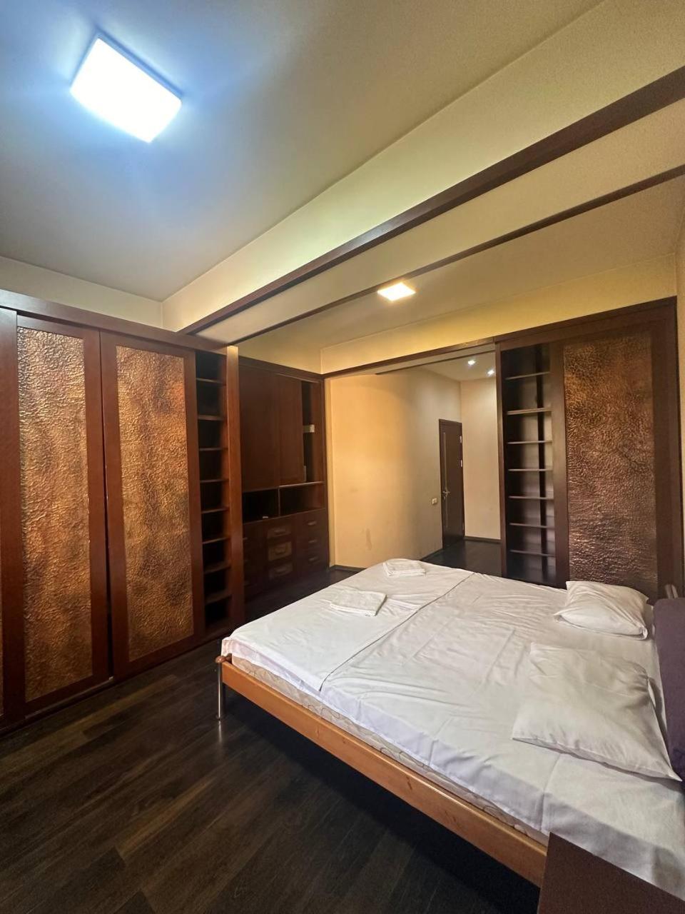 Hotel Costa Ереван Экстерьер фото