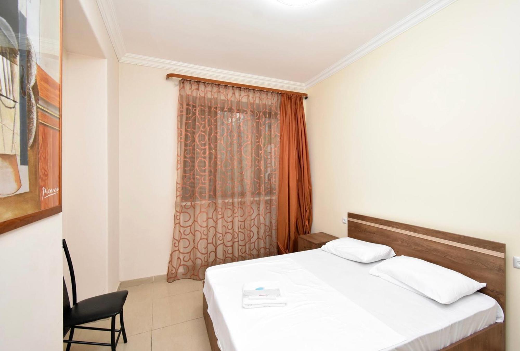 Hotel Costa Ереван Экстерьер фото